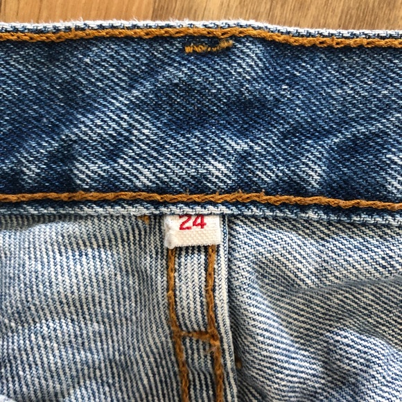 Levi’s Wedgie fit high waisted short - Picture 4 of 5